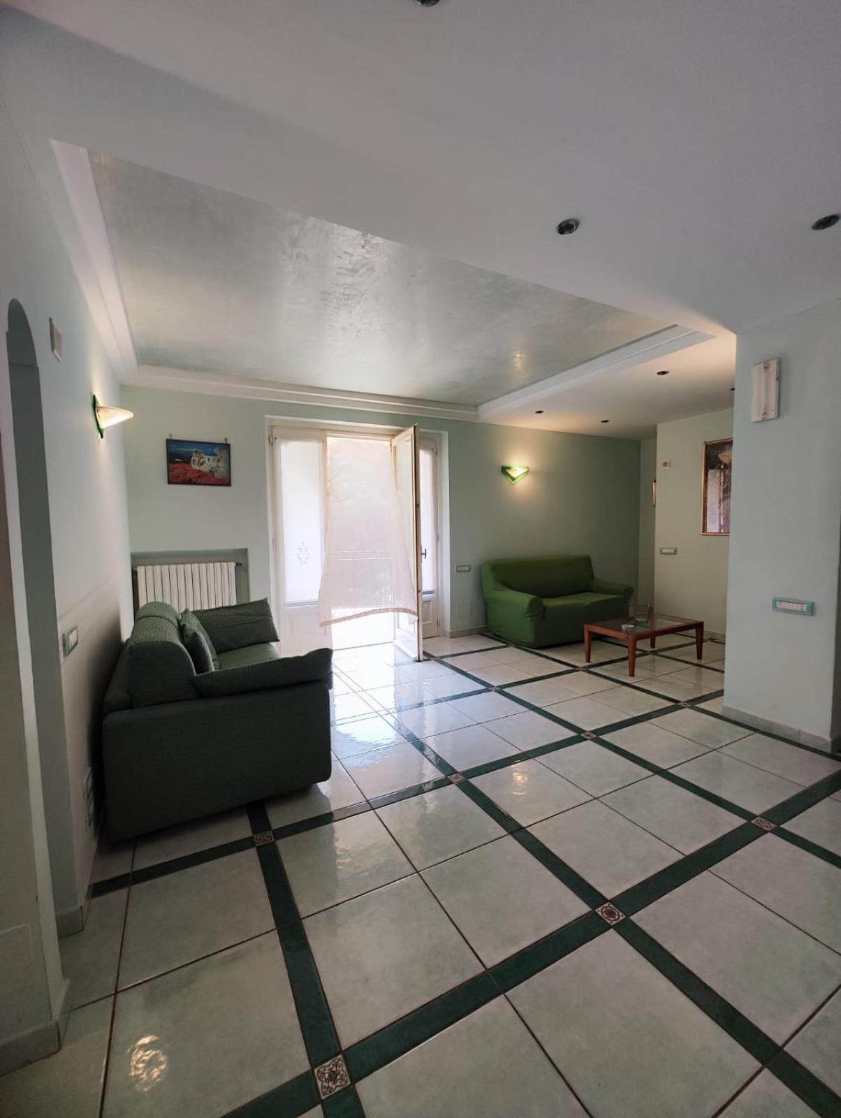 Gardeniapartment Minori Exterior photo