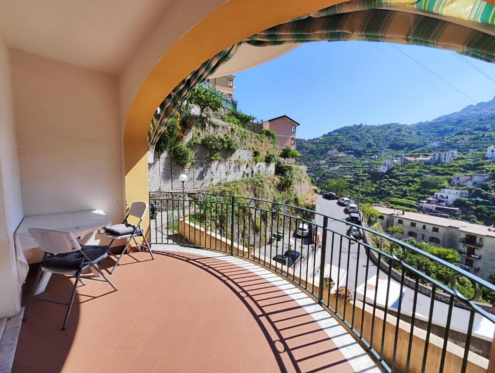 Gardeniapartment Minori Exterior photo